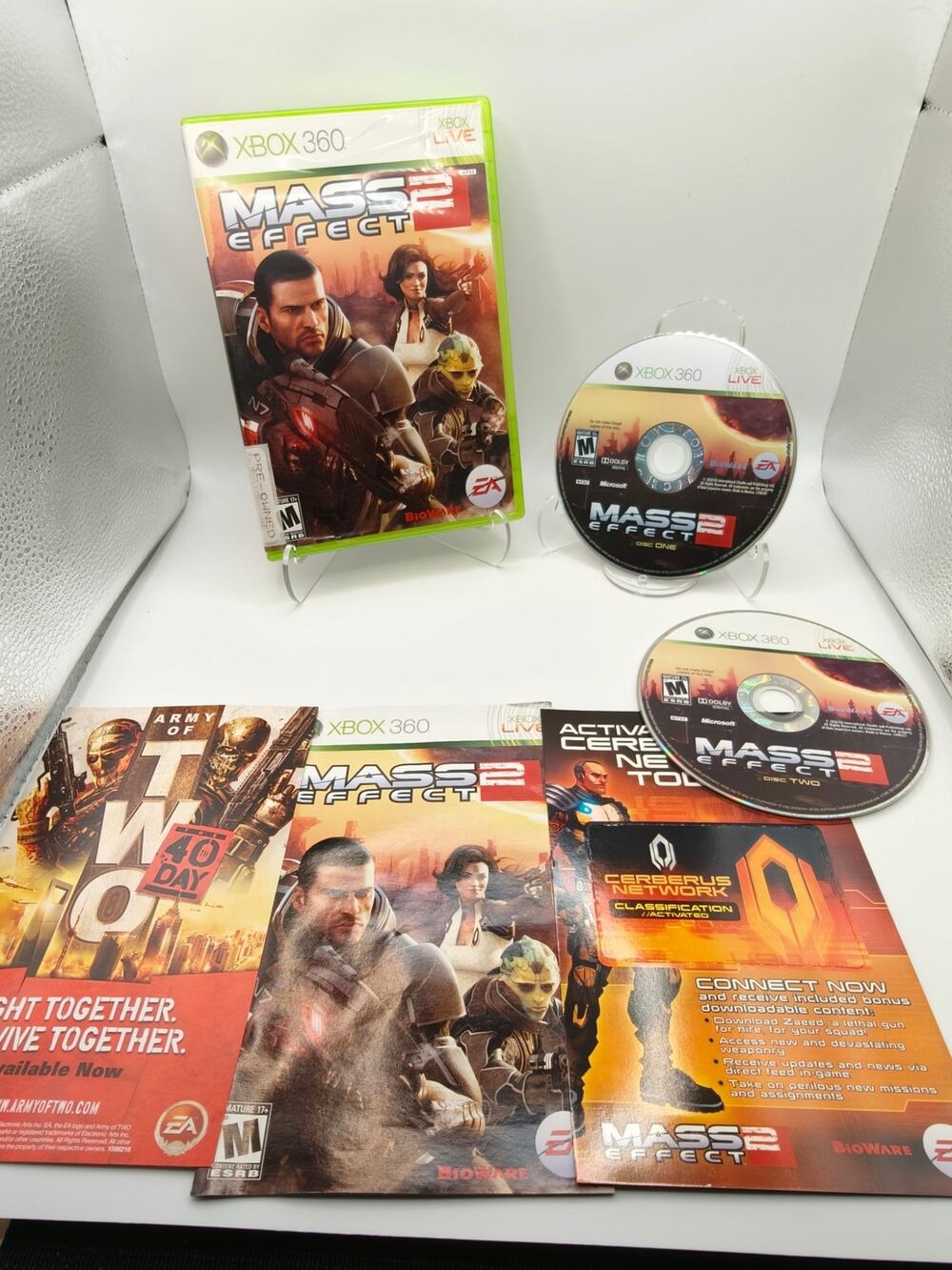 Mass Effect 2 Xbox 360 CIB Complete W/ Manual 2-Disc